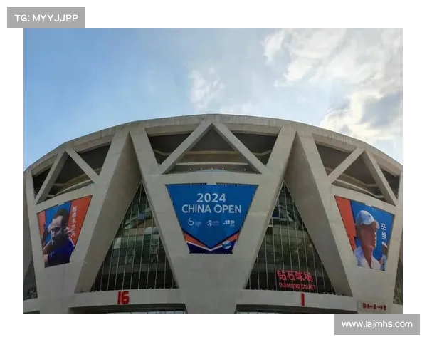 中国香港站球迷互动区开启 签名会限时开放等你来参与